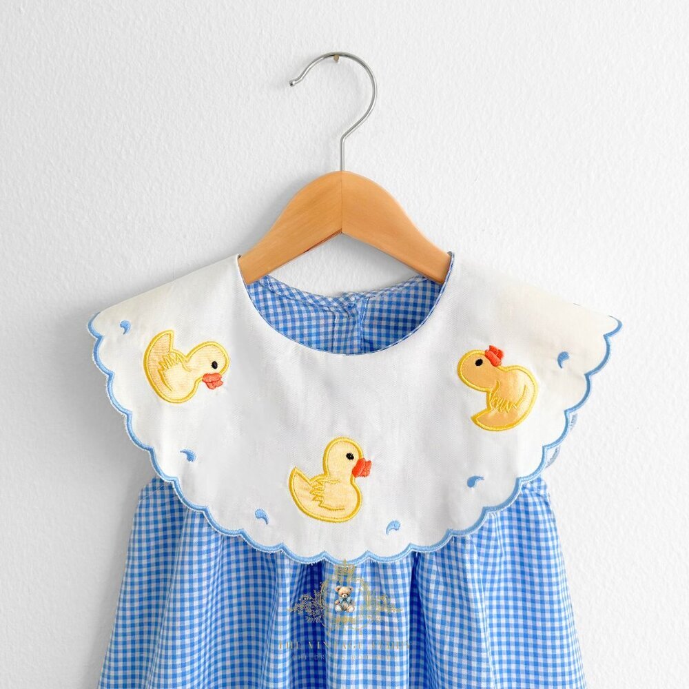 NWT Pretty Girls Embroidered Bib Collar Dress Gingham & Cute Yellow Ducky 6Y - Picture 3 of 3